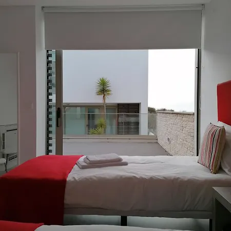 Silver Coast Heights G 빌라 *
